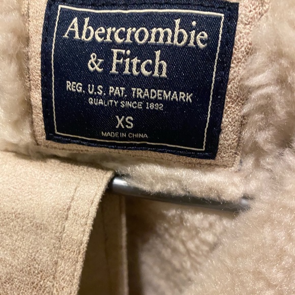 Abercrombie and Fitch faux shearling moto jacket xs - Picture 3 of 4